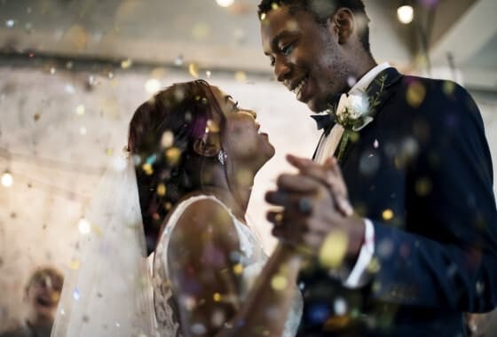 Craft the best personalized wedding wishes.